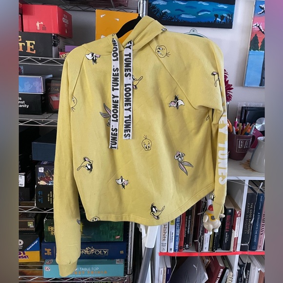 Looney tunes cropped sweater super soft - Picture 1 of 4